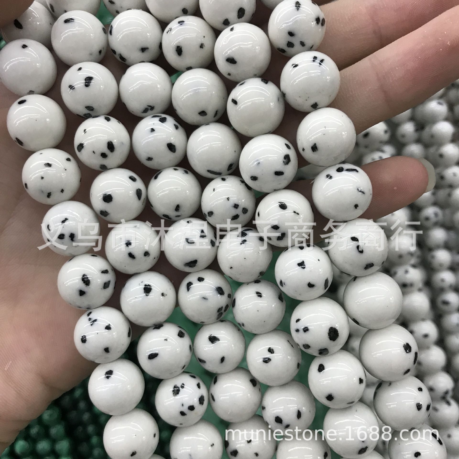 Picture of Cross-border natural stone synthetic Bodhi round beads loose beads semi-finished jewelry accessories White Jade Bodhi root spot