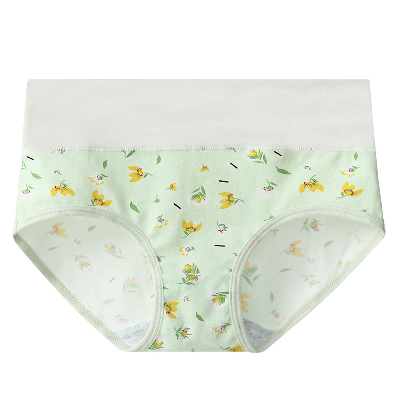 Picture of Japanese Style Women's Pure Cotton Printed Large Size 7A Seamless Antibacterial Tummy Control Cute Girl Triangle Student Panties