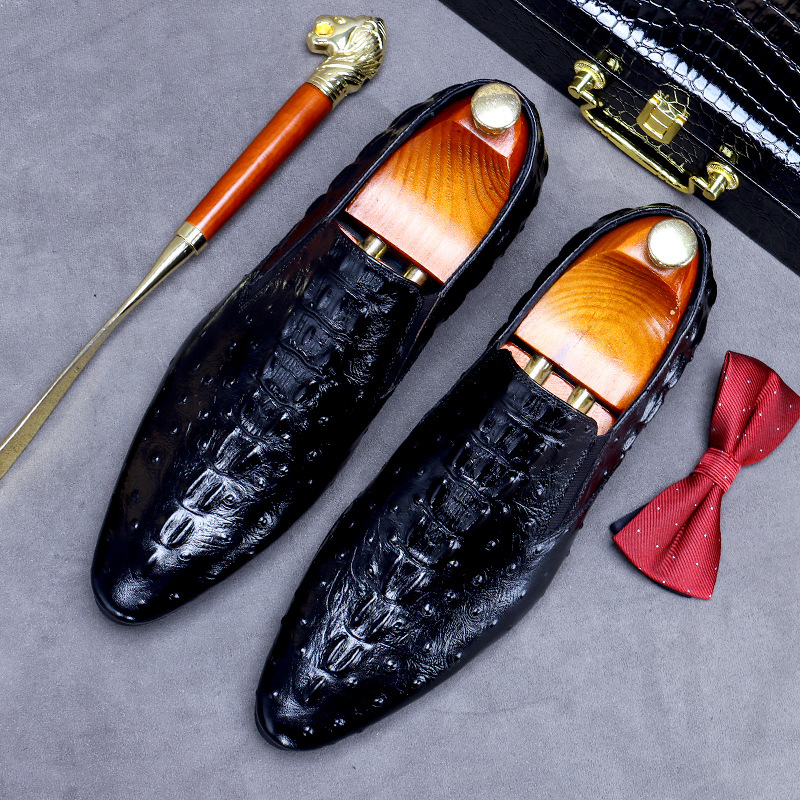 Picture of Business large size cowhide casual toe crocodile embossed men's leather shoes British genuine leather cowhide pointed toe cross-border foreign trade