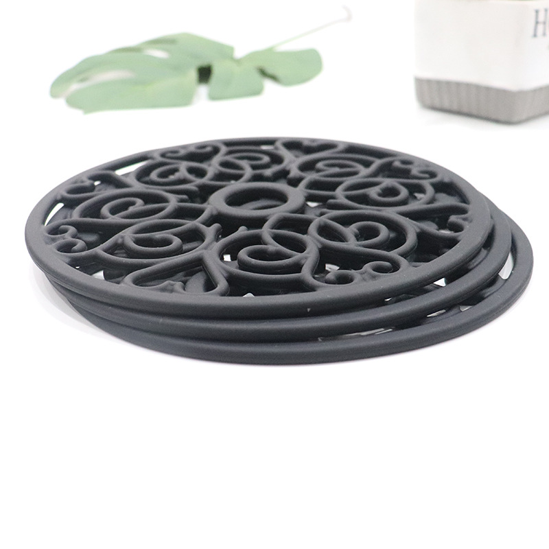 Picture of Amazon Silicone Heat Insulation Pad Silicone Plate Pad Pot Pad European Pattern 3 Pieces suit Coaster European and American Style