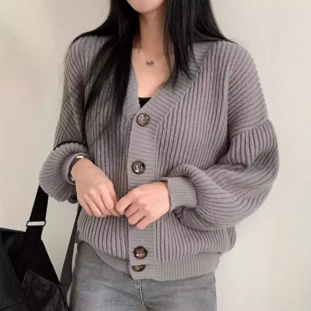 Picture of Early Autumn New Versatile Sweater Jacket for Women Loose Large Version Lazy Lantern Sleeve Warm Thick Knitted Cardigan Gray