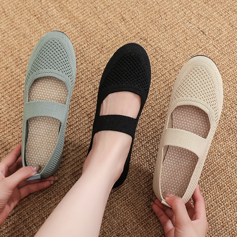Picture of Old Beijing Cloth Shoes for Women, 2025 Summer New Style, Fly-Knit Mesh Breathable Women's Shoes, Soft-Soled Shoes for Middle-Aged and Elderly Mothers, Cross-Border