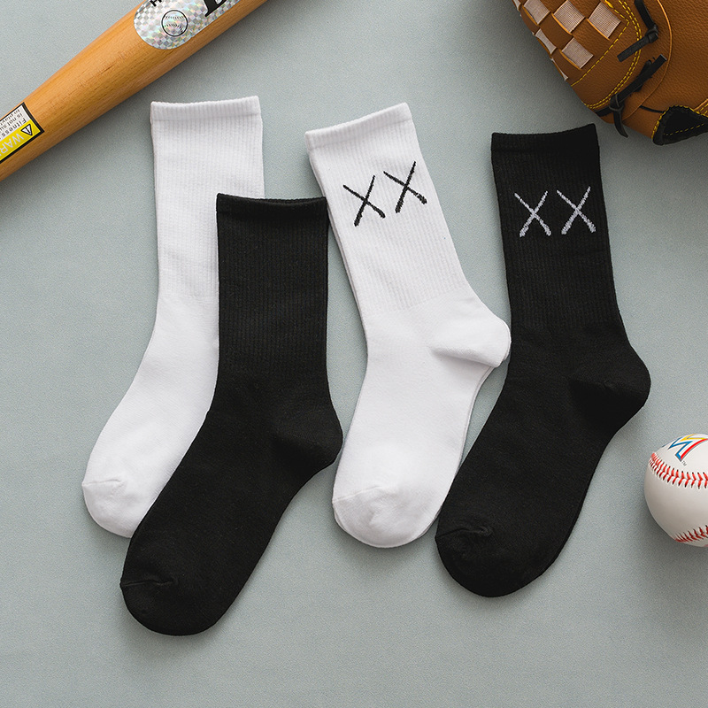 Socks men's autumn and winter socks European and American Street INS tide socks Korean academic style long tube men's socks manufacturers wholesale