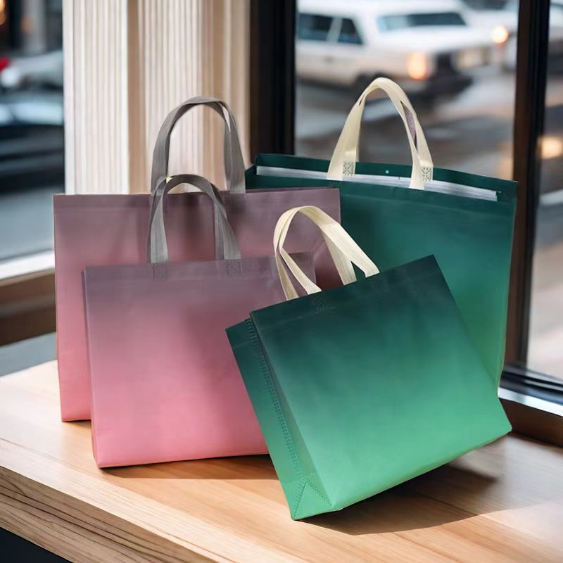 Film coated non-woven bag custom gradient clothing store high-end feeling handbag custom shopping gift bag logo