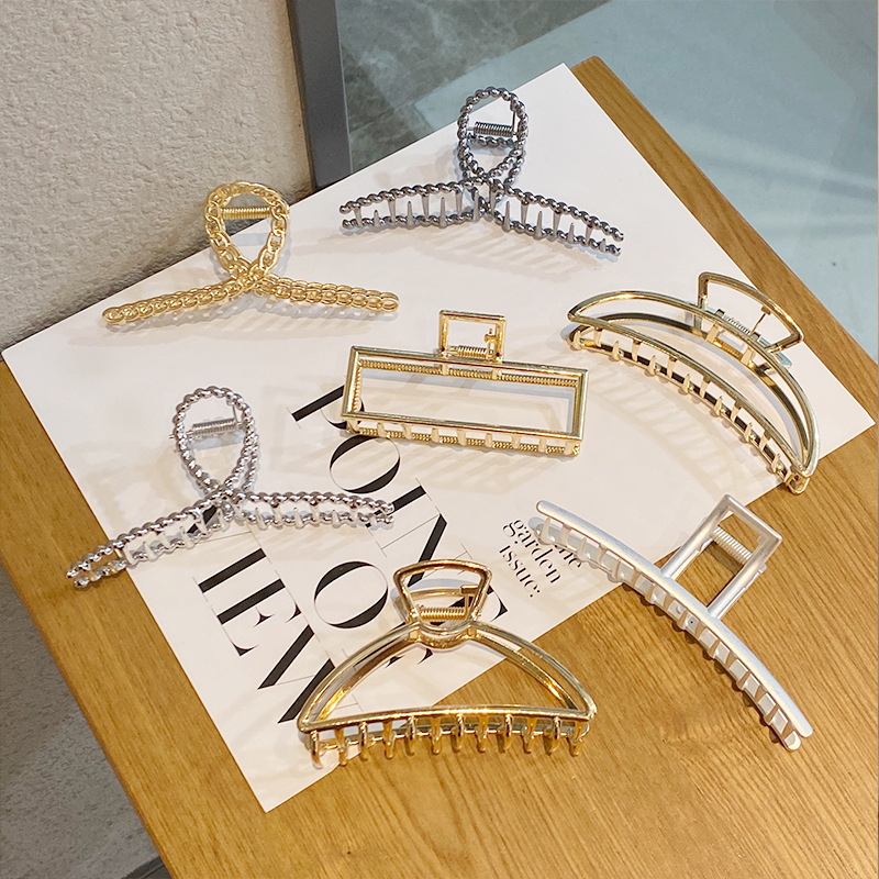Casual Metal Grabber Large Size Bathing Hair Grabber Back of the Head Pearl Hairpin Shark Clip Versatile Hairpin Hair Accessory for Women