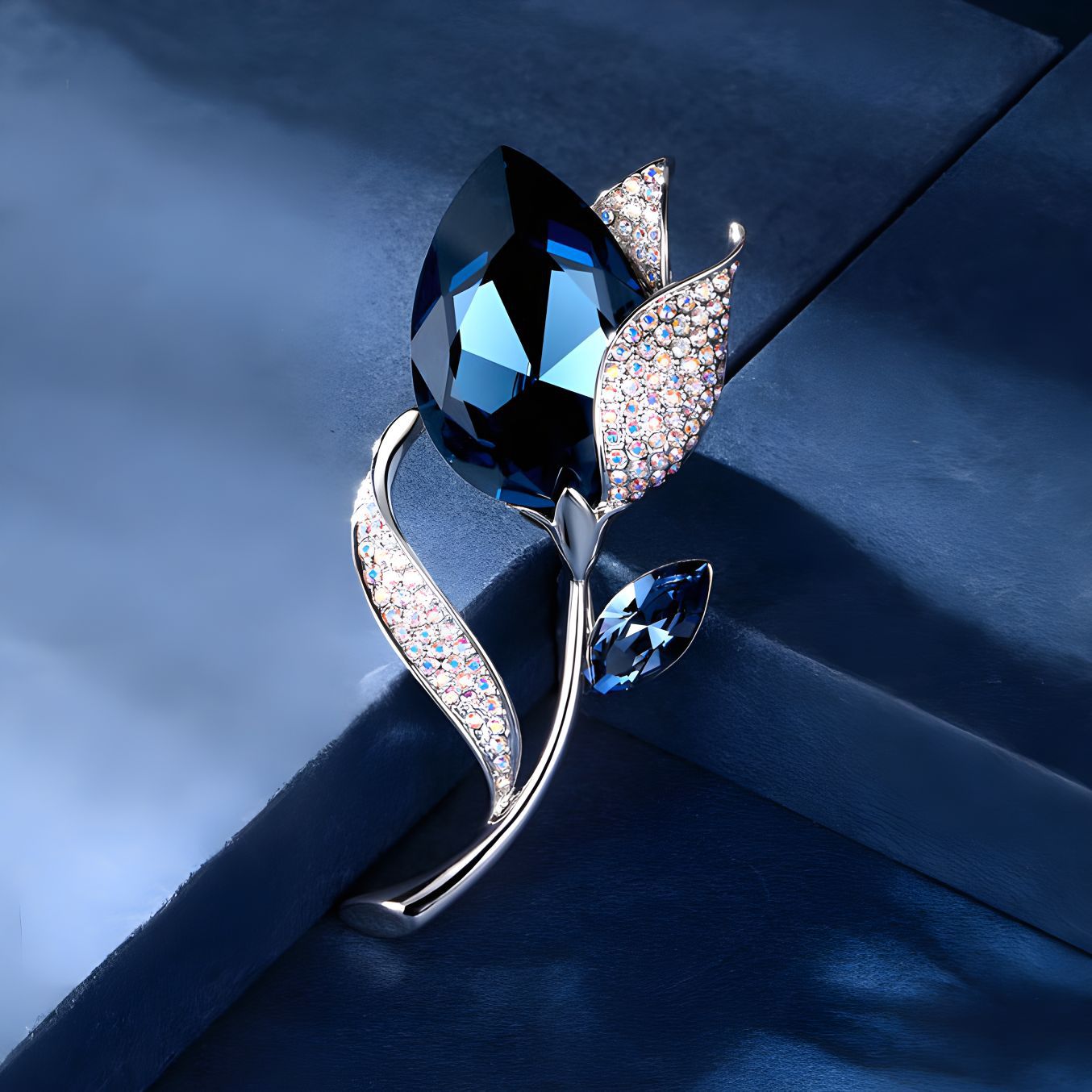South Korea Crystal Tulip Brooch High-end Women's Personalized All-match Corsage Atmospheric Fashion Anti-running Light Pin Accessories