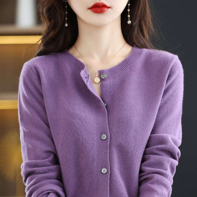 Picture of 2025 new knitted cardigan early spring crew neck sweater women's long sleeve solid color Joker coat women's clothing a generation of hair