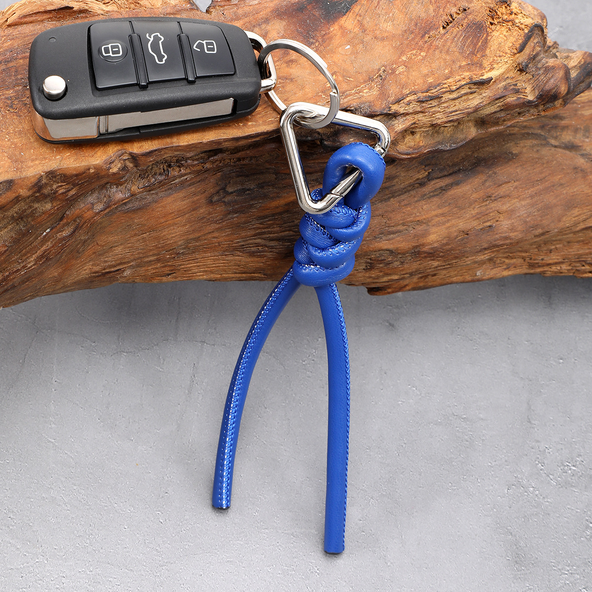New triangle key chain PU hand-woven diamond key ring bag pendant key chain