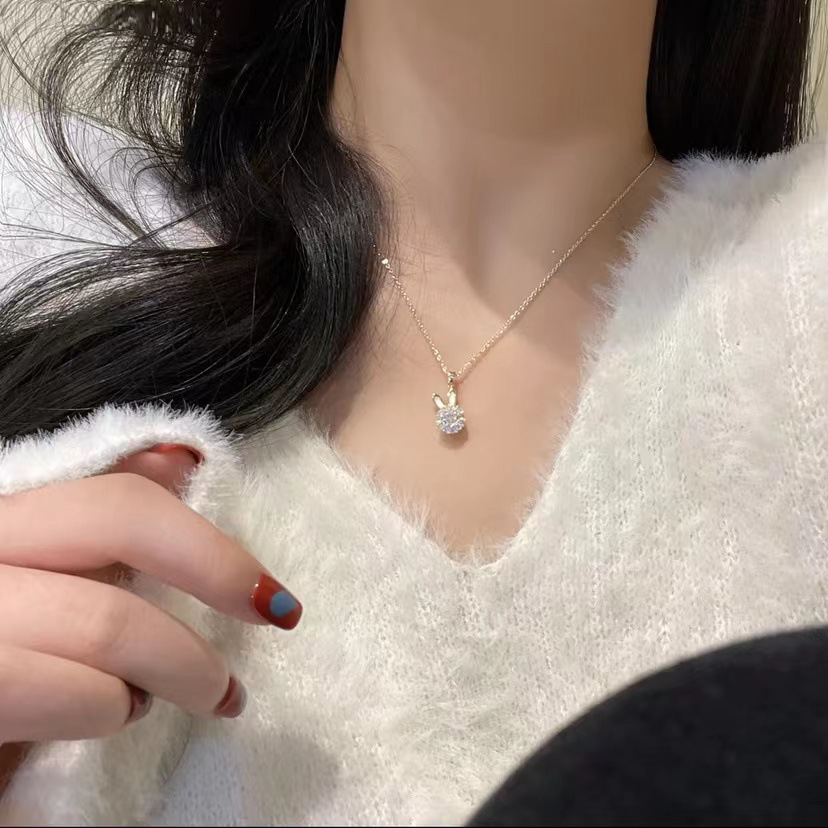 2023 New Style Design Light Luxury Rabbit Rotatable Zircon Exquisite Earrings Necklace Open Ring Smart Set for Women