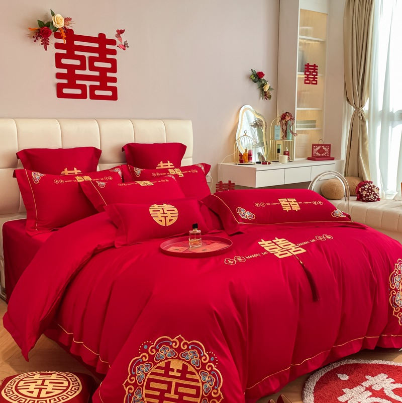 Picture of Chinese-style High-grade Wedding Four-piece Set Big Red Embroidered Wedding Dowry Quilt Cover Bed Sheet Newlywed Wedding Room Bedding