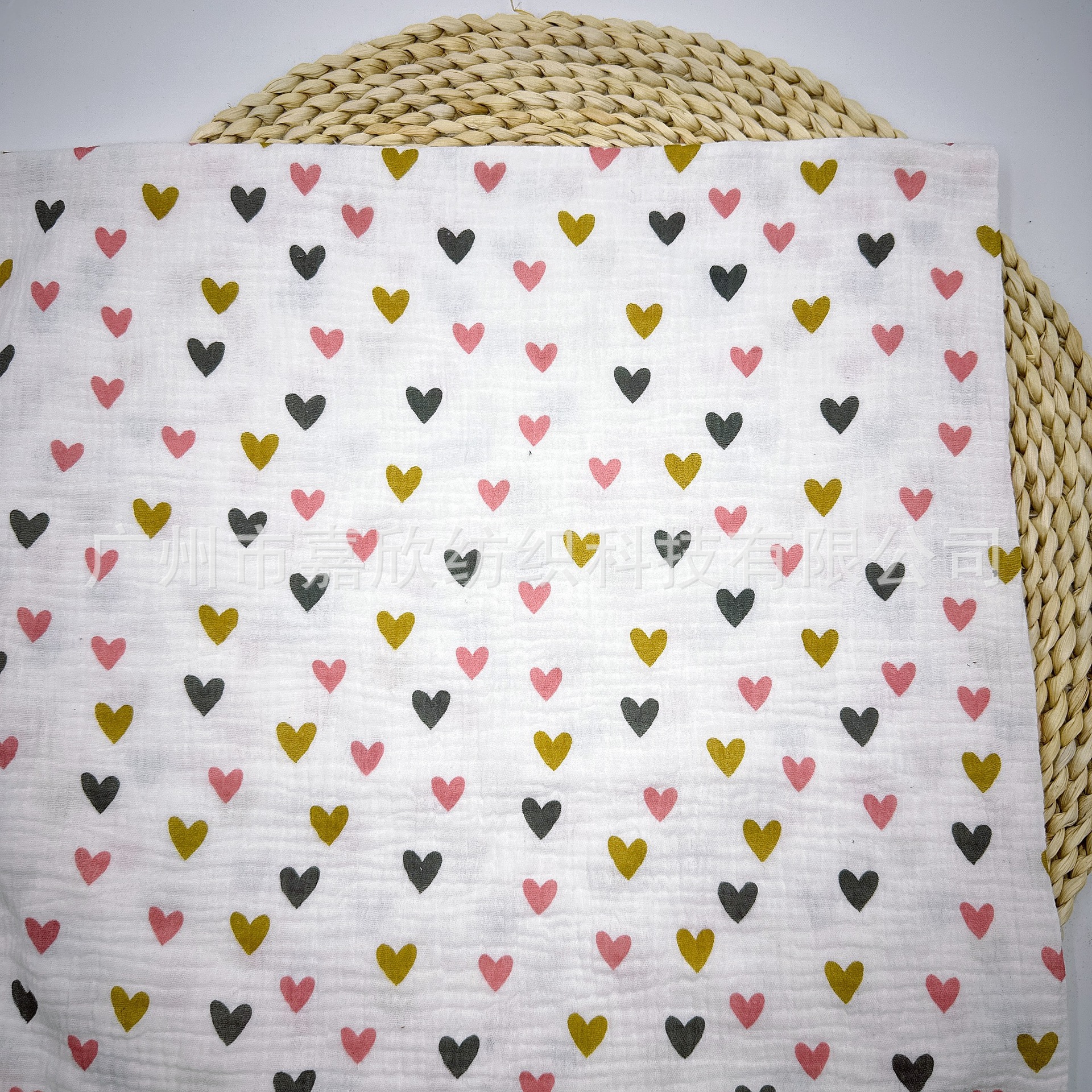 Class A children's double-layer yarn fabric pure cotton bedding fabric printed love cotton home pajamas fabric 135cm width