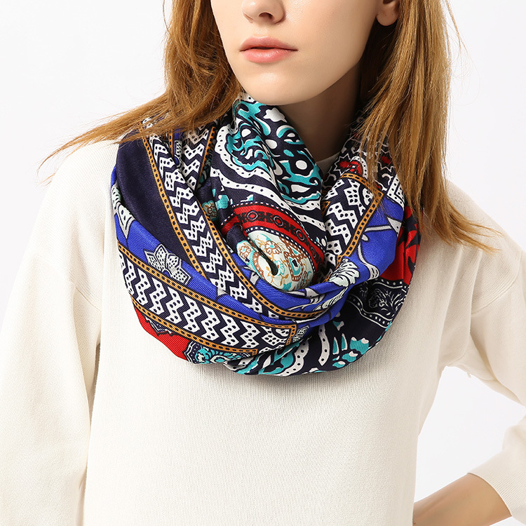 Clearance Style Comfortable Blue Retro Pattern Thin Tassel Sunscreen Shawl Women's Cotton and Linen Ethnic Style Travel Scarf