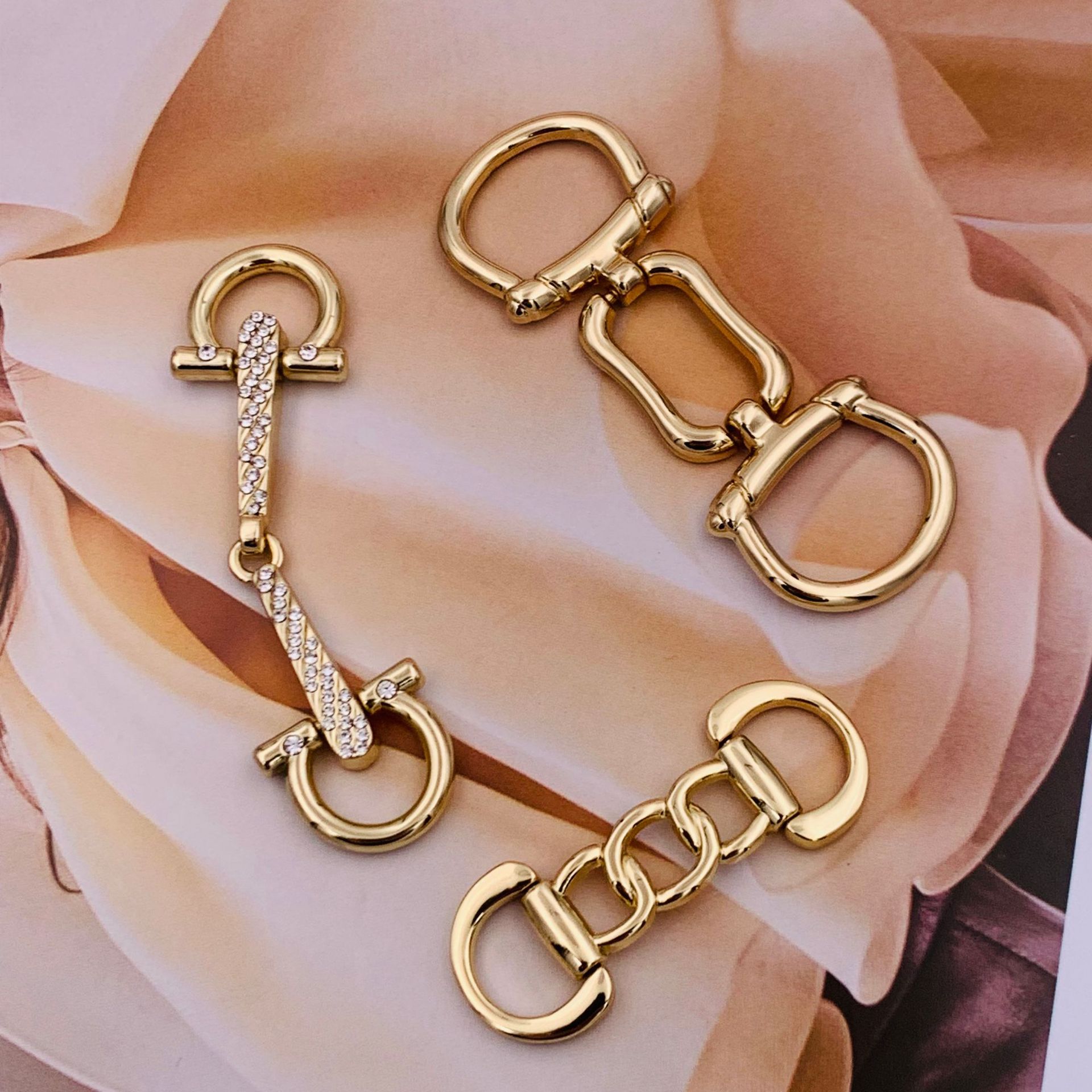 Cross-border in stock non-opening movable alloy connection buckle diamond women's swimsuit vamp decorative buckle DIY accessories