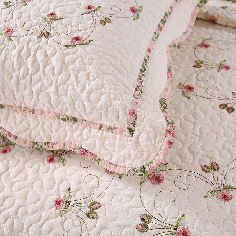 Picture of Four Seasons Double-Sided Pure Cotton Sand-Washed Embroidered Printed Bed Cover Three-Piece Quilted Tatami Mattress Non-Slip Pure Cotton Bed Sheetss