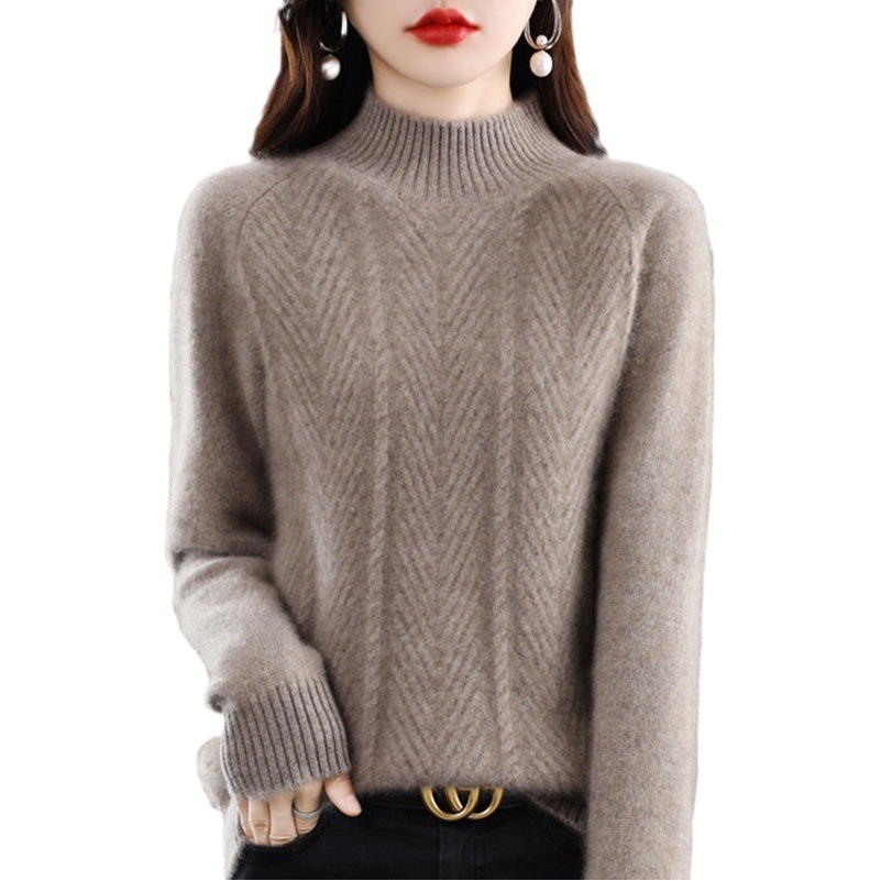 Autumn and Winter 2024 New Popular Women's Inner Sweater Women's Loose Outer Top Thickeneded Bottoming Shirt
