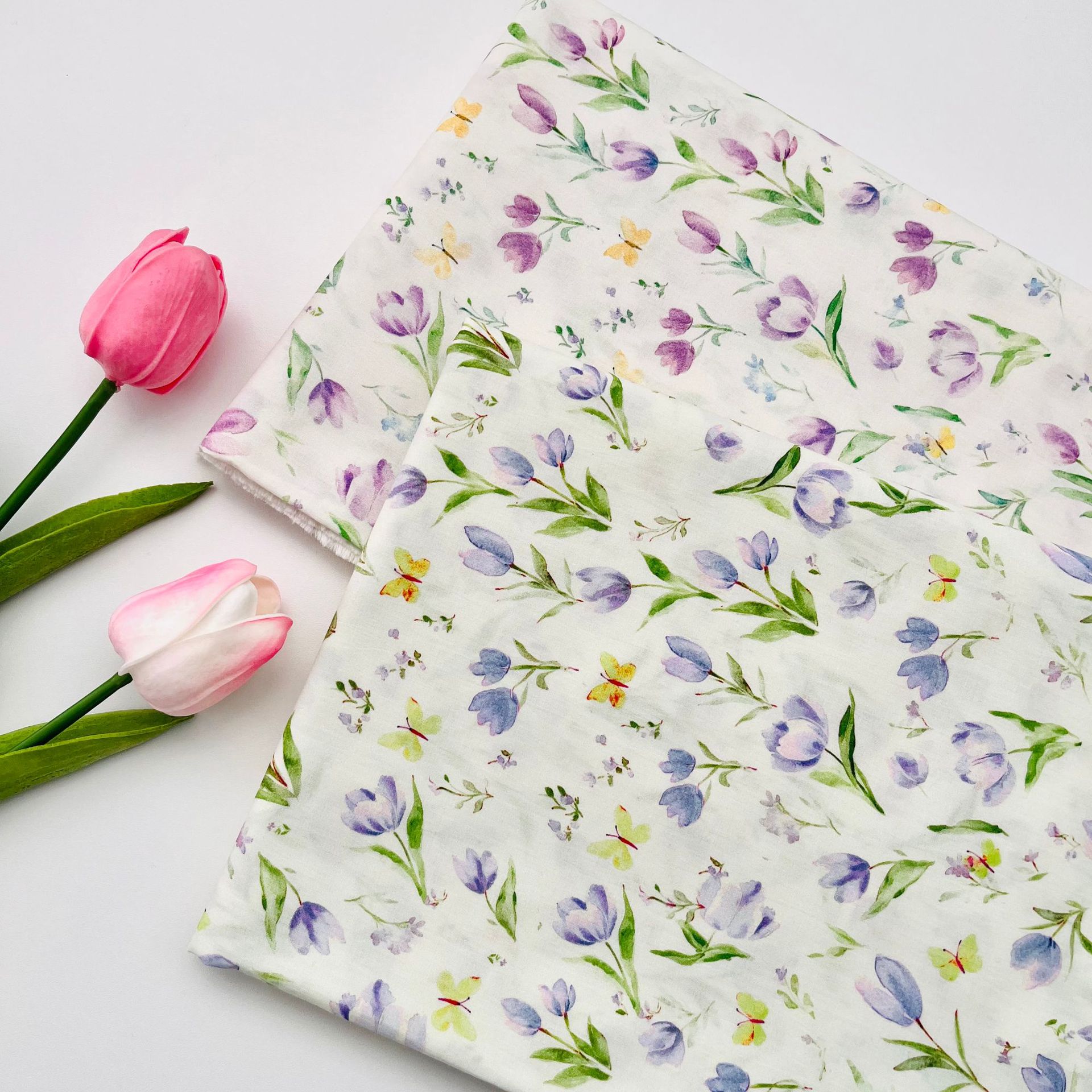 Cotton 60-Count Digital Printed Fabric Tulip Pattern Luggage Home Wear Dress Shirt Fabric