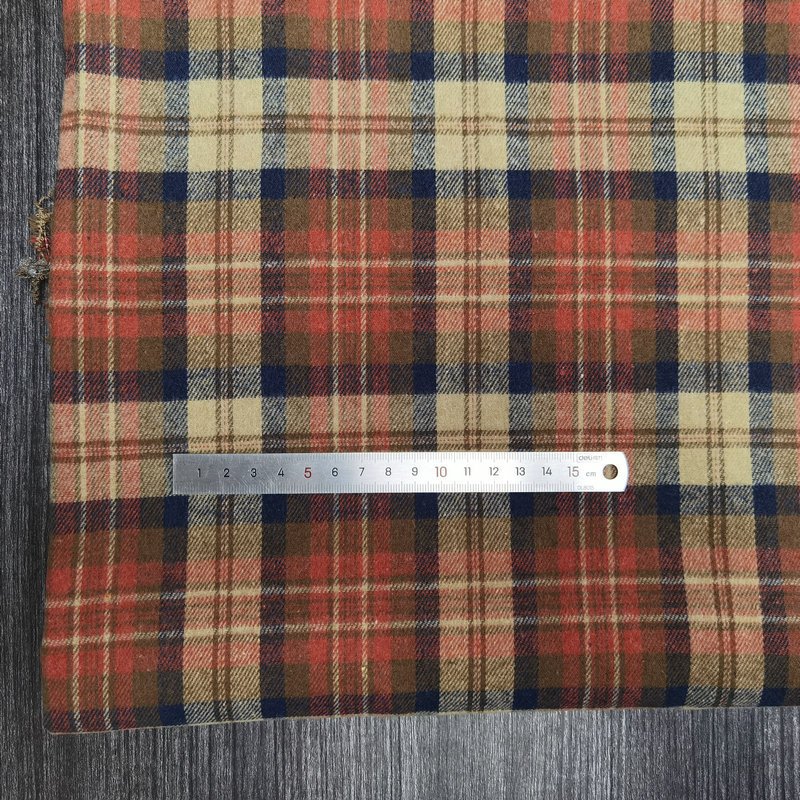 Picture of Spot twill sanding cotton plaid children's shirt plaid fabric 21 yarn-dyed flannel decorative fabric