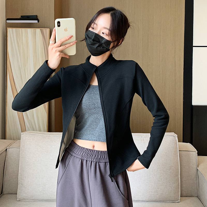 Picture of H119 Strictly Selected Koala Velvet Jacket Sports Women's Autumn and Winter New Vertical Collar Double Arc Curve Tight Top Zipper Cardigan