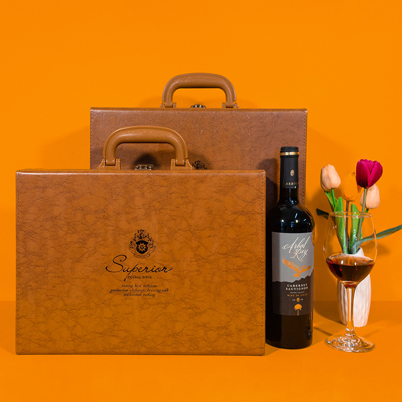 Presale high-grade leather red wine packing box gift box 2 pieces wholesale for elders elegant retro wine leather box