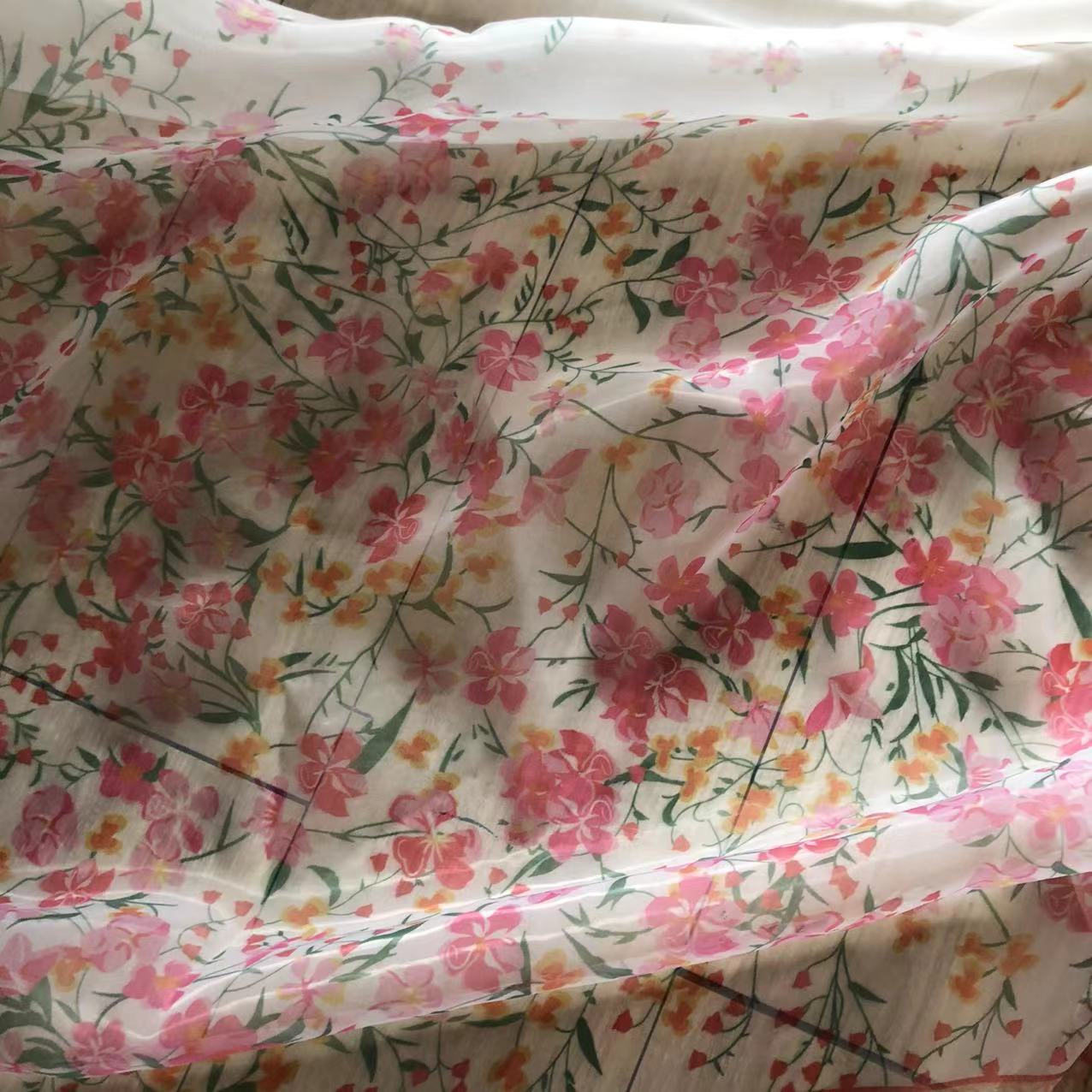 Xiaojun Textile Organza Printed Rose Flower Oil Painting Rose Pink Printed Wedding Dress Fabric Dress Fabric