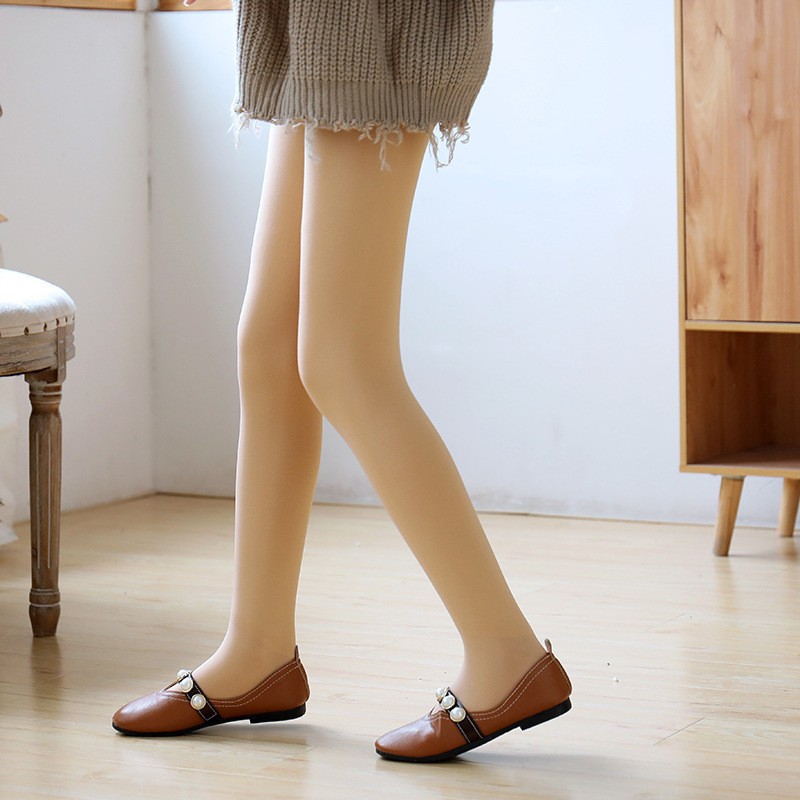 Picture of Wholesale children's autumn and winter fleece-lined thickened pantyhose generation hair girls dancing dragon claw hair white ballet dance socks