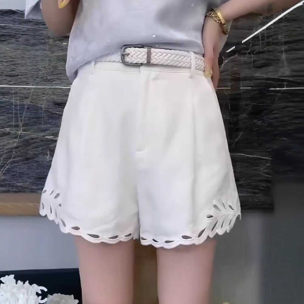 Picture of Real Shot of White Denim Shorts for Women with Belt for Summer New Style Old Money Style High Waist Cut Out Lace A-Line Shorts for Women