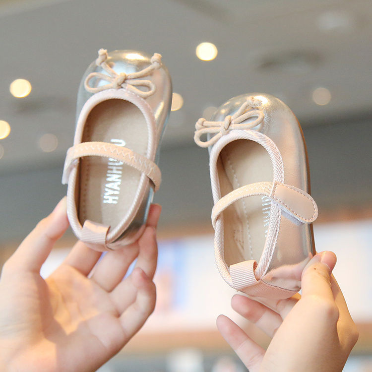 Spring and Autum Baby Girl Shoes 0 to 2 Years Old Korean Style Baby Princess Non-Slip Soft Sole Breathable Toddler Leather Shoes Trendy