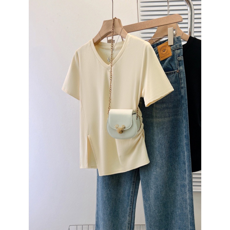 Picture of Niche Design Sense Solid Color Split Hem Short-sleeved T-shirt Women's Summer Outer Wear Slim-fit Base Shirt Short-sleeved Top