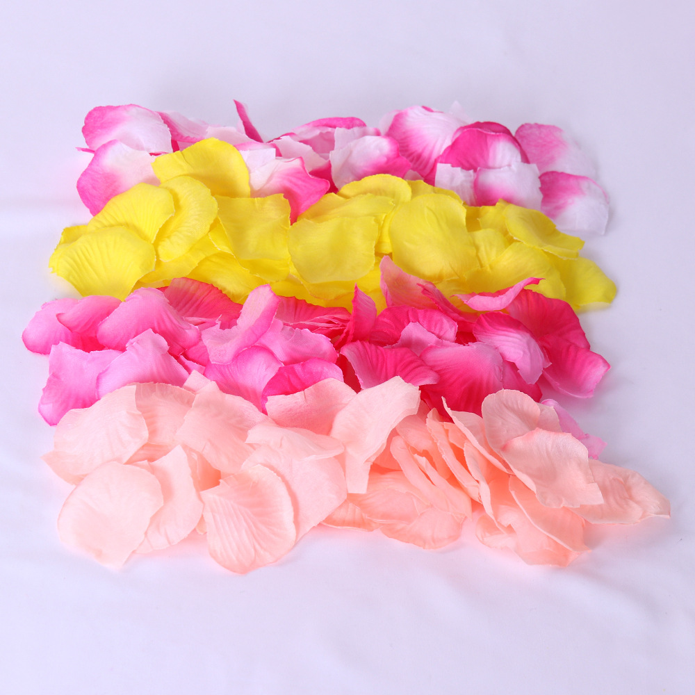 Picture of Non-woven fabric stacked 1000 pieces of rose petals wedding bar celebration hand decorative props artificial flower generation