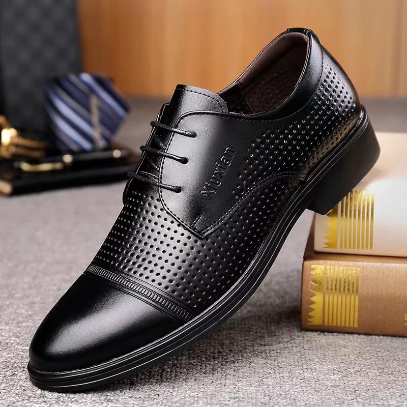 Casual Men's Shoes Summer Soft Leather Sandals Men's Breathable Casual Shoes Thin Soft Bottom Dad Shoes Hollow Hole Shoes for Men