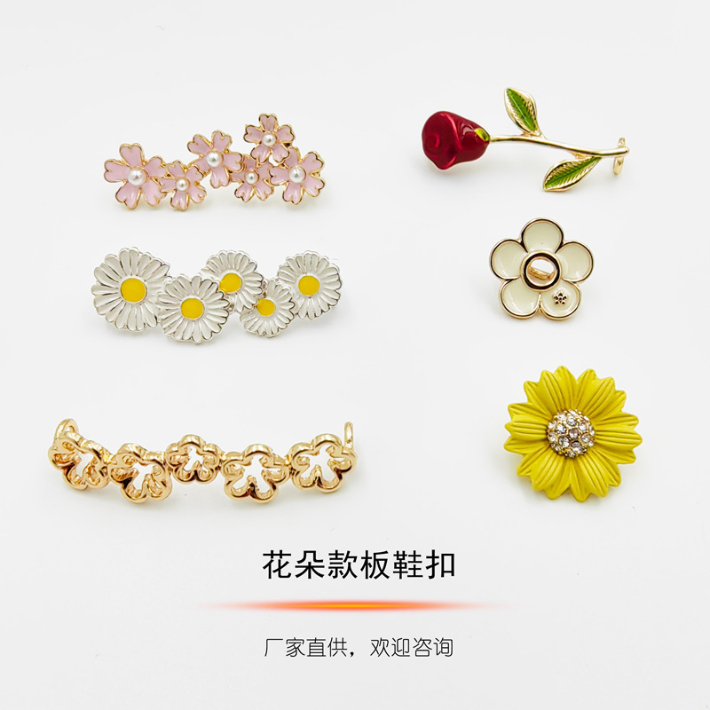 Factory in stock direct supply shoelace decorative buckle heart-shaped pearl shoe flower accessories decorative tide shoes board shoes small white shoes shoe buckle