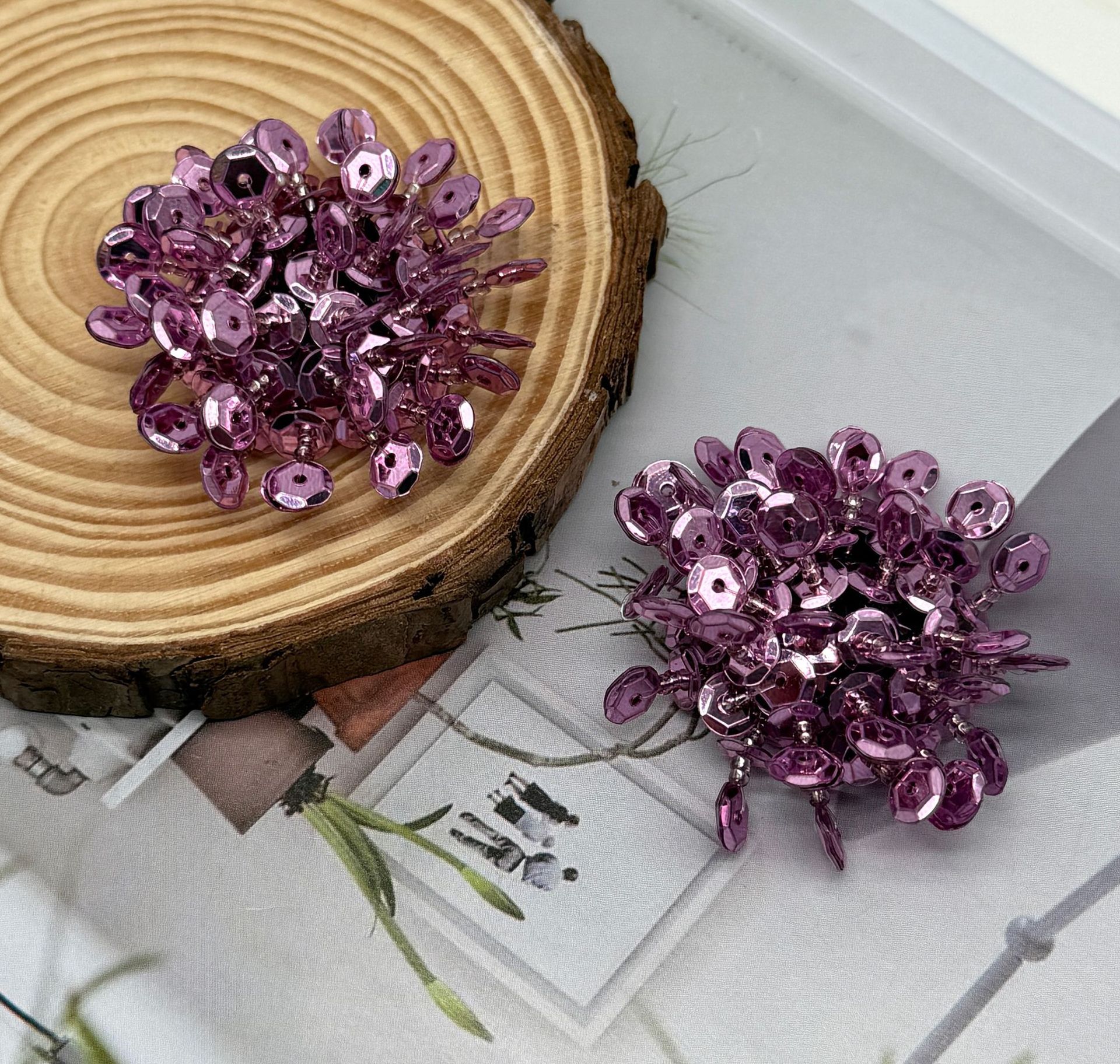 Picture of New girl new sequin rice bead loose flower earrings accessories DIY handmade fashion headgear earrings shoe flower pendants