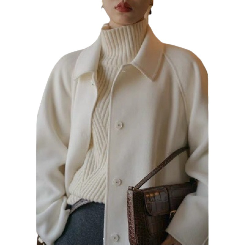 White Half-turtleneck Retro French Style Autumn and Winter New Loose Lazy Inner Soft Waxy 2023 Sweater Base Shirt for Women