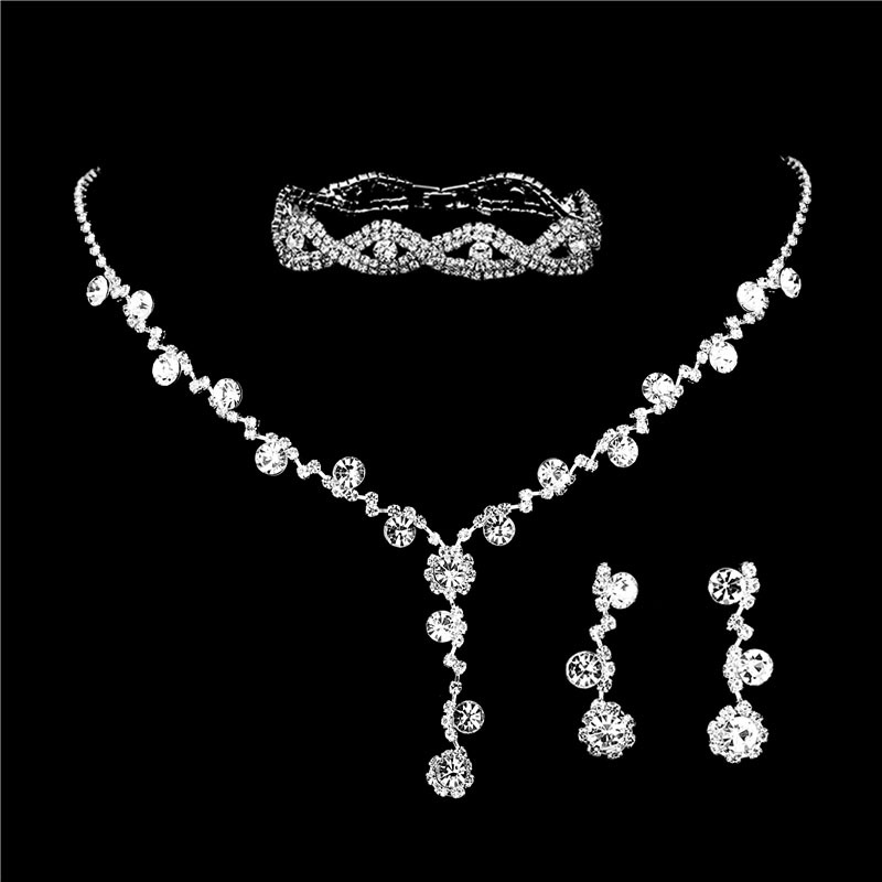 2021 Jewelry New Shiny Inlay Full Diamond Women's Wedding Accessories Necklace Earrings Bracelet Three-piece Set