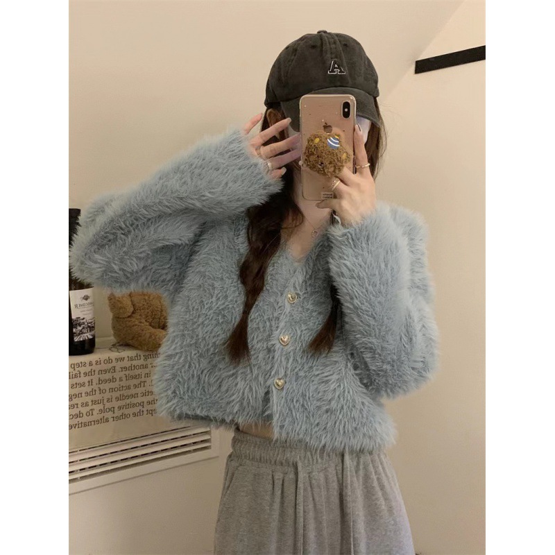 Picture of High-grade soft glutinous plush short V-neck sweater women's autumn and winter gentle top Korean style thickened winter sweater
