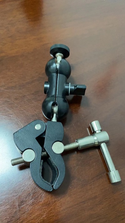 Picture of Small magic hand bracket double head screw connection strange hand magic arm bracket flash pea clip pea pod