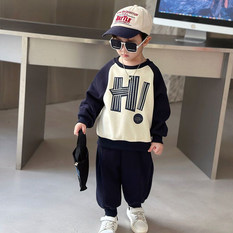 Boys' suit Autumn 2024 New Western Style Children's Handsome Autumn Dress Baby's Early Autumn Spring and Autumn Sports Two-Piece Trendy