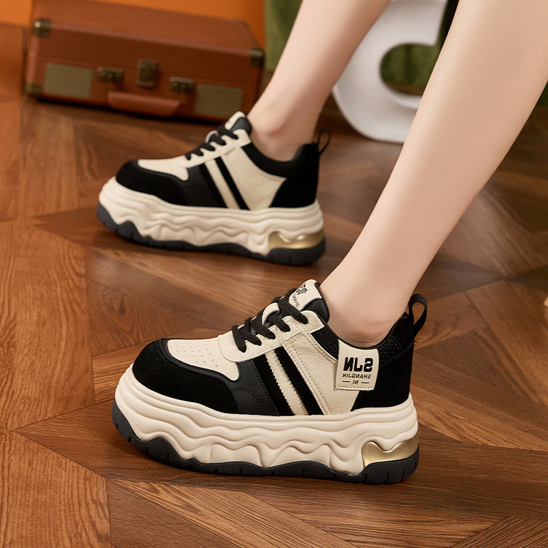 Picture of Thick sole inner increase moral training shoes women's 2025 dissolve shoes autumn and winter new white shoes fashionable and versatile casual board shoes
