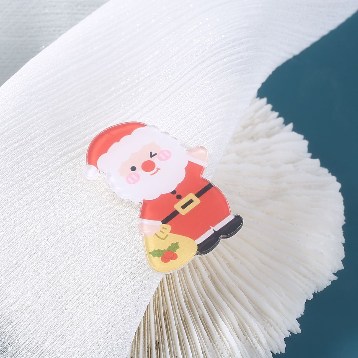 Picture of 2023 New Trendy Children's Brooch Girls Cute Ins Cartoon Halloween Santa Claus Accessories Badge