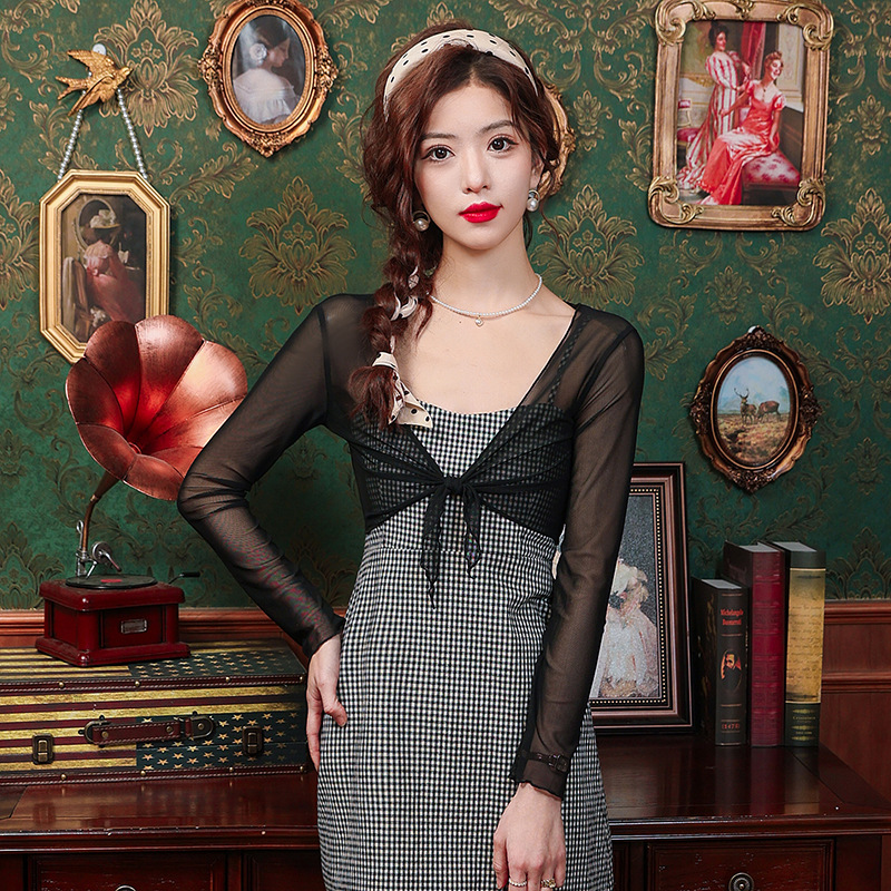 Picture of Mesh Sunscreen Cardigan Coat Women's Summer Lace-up Small Shawl Outer Matching Skirt Long Sleeve Ice Silk Air Conditioning Blouse Thin