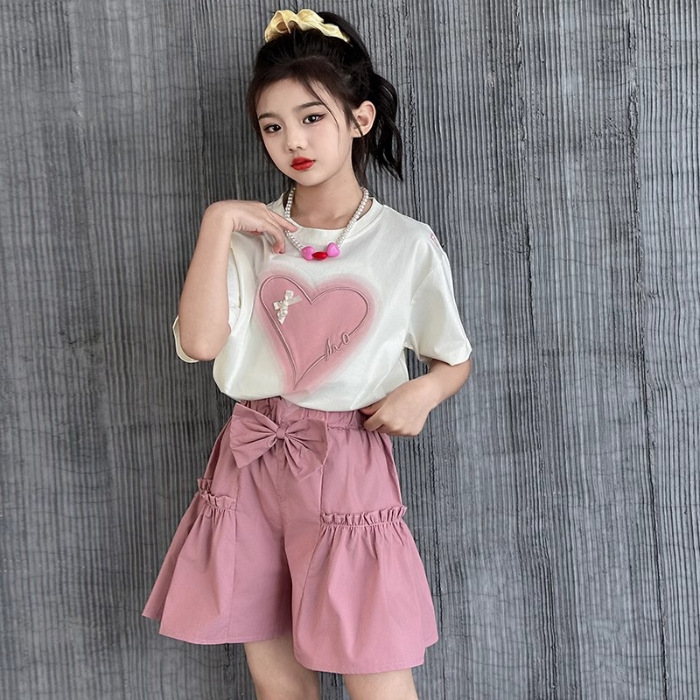 Picture of Pure Cotton Tops Girls Summer Short-Sleeved Suit 2025 New Fashionable T-Shirt Summer Shorts Two-Piece Set