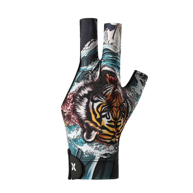 Picture of Billiards Gloves with Three Fingers Leaking for Left and Right Hands, Single Smooth Elastic Ice Silk Breathable Non-Slip Thin Billiards Gloves for Men and Women