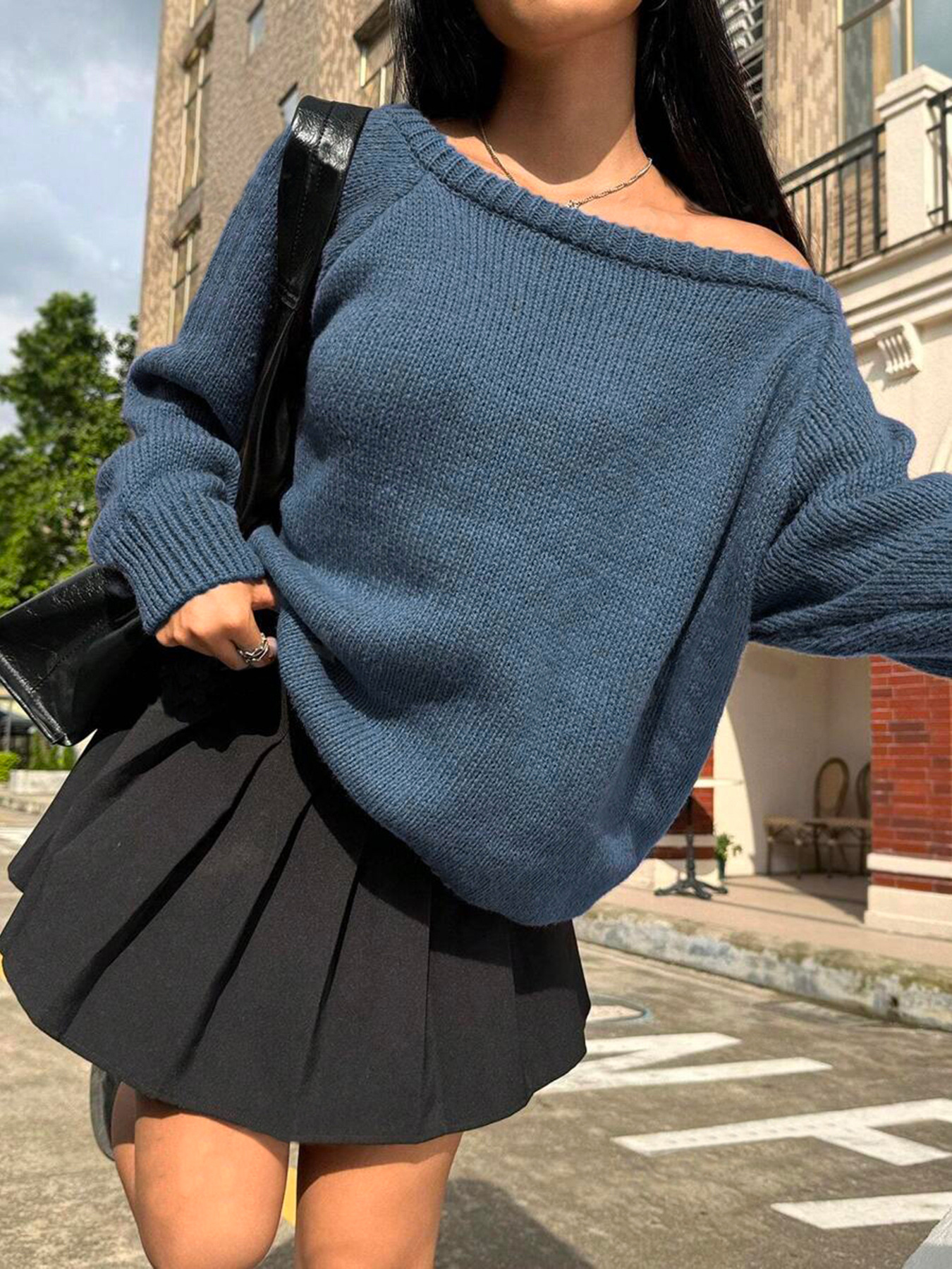Gentle temperament, slanted shoulder design, versatile long-sleeved pullover sweater, loose lazy style top, off-the-shoulder knitwear
