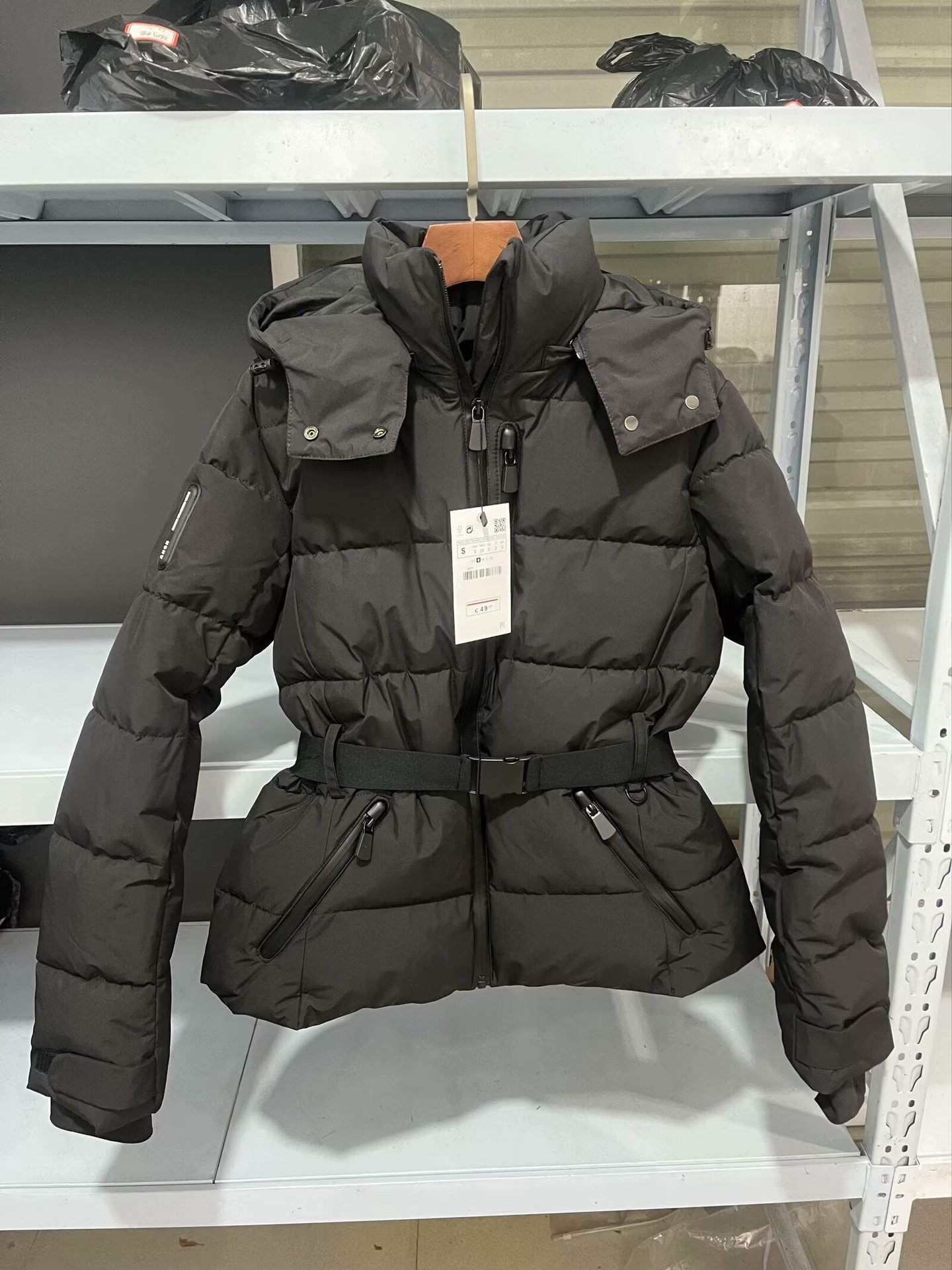 Picture of Trendy and Versatile Waist-Cinching down Cotton Jacket for Skiing Series on Aliexpress and Amazon
