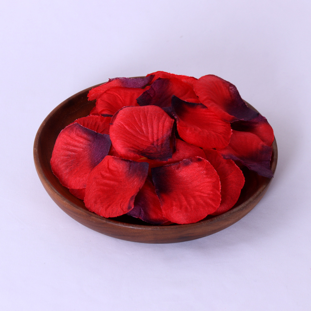 Picture of Non-woven fabric stacked 1000 pieces of rose petals wedding bar celebration hand decorative props artificial flower generation