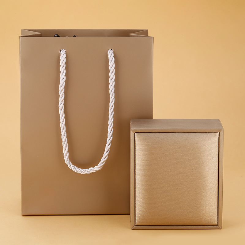 Champagne Brushed UP Leather Jewelry Box Necklace Ring Jewelry Packaging Gift Box Pendant Storage Box Handbag suit