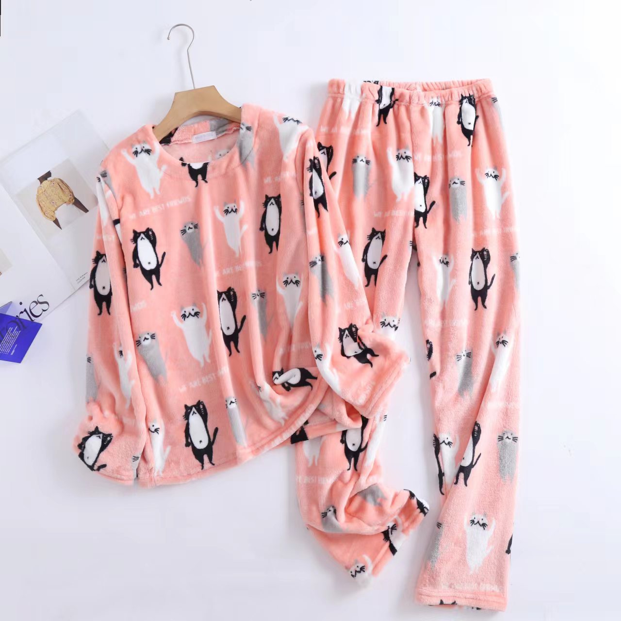 Picture of Thickened Warm Flannel Parent-Child Mother-Daughter Mother-Child Pajamas Pajamas Home Suit