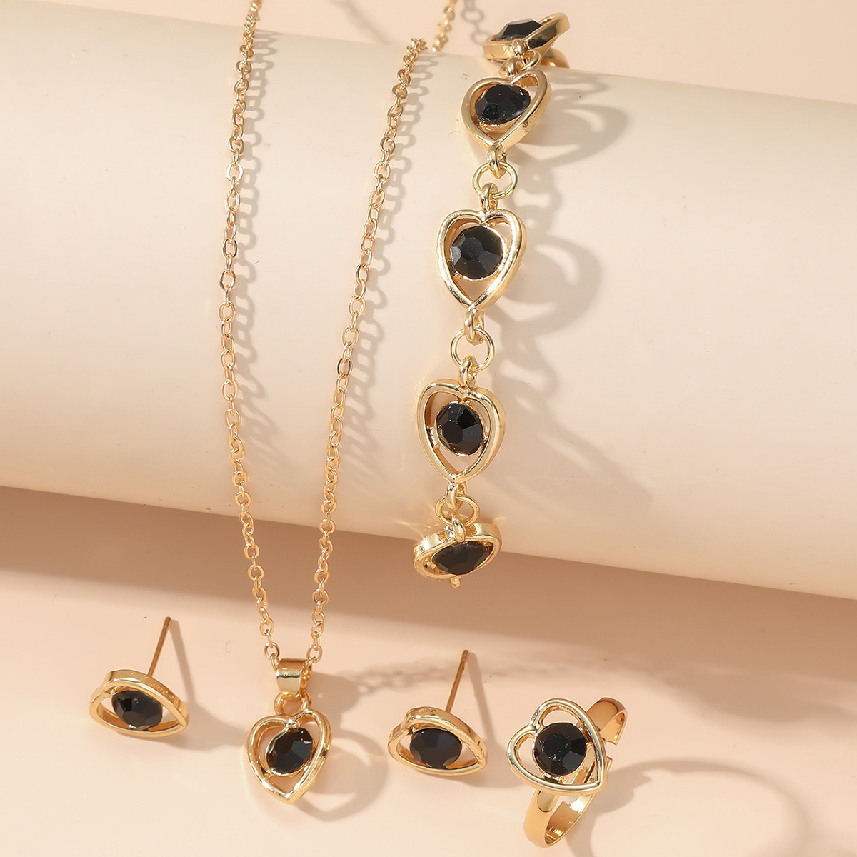 Picture of Amazon Cross-border European and American Crystal Love Jewelry Fashion Temperament Peach Heart Necklace Earrings Ring Bracelet Four-piece Set