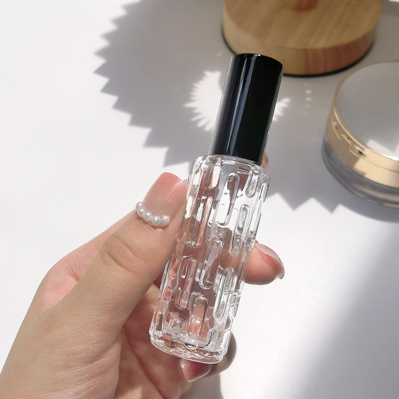 Picture of Spot wholesale 10ml glass perfume spray bottle rose gold aluminum nozzle perfume bottle press empty bottle