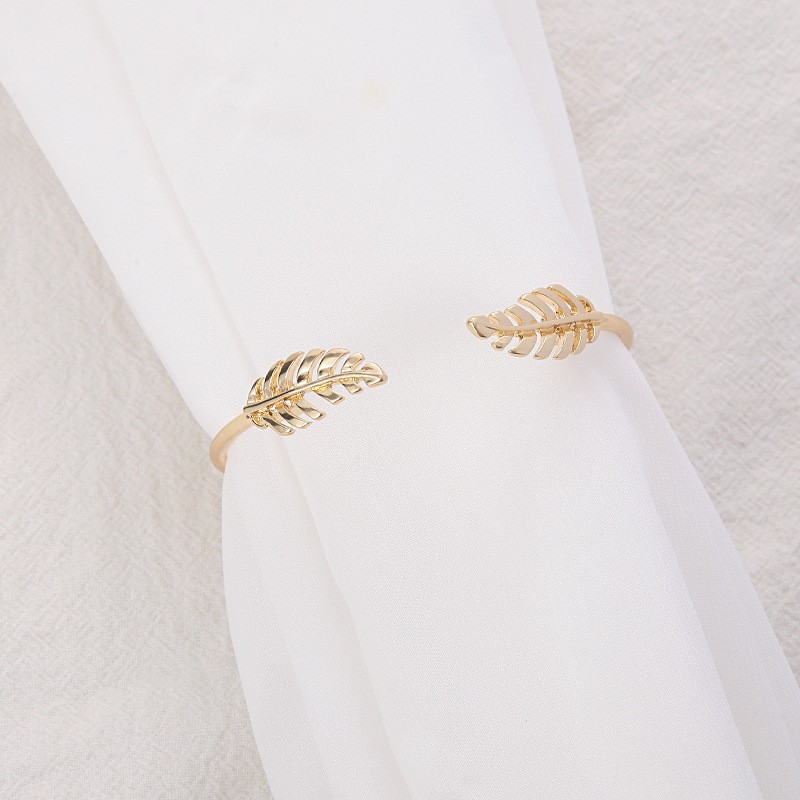 Picture of Wholesale Light Luxury Curtain Strap Metal Diamond Pearl Curtain Buckle Punch-free Magnetic Curtain Clip Home Curtain Rope